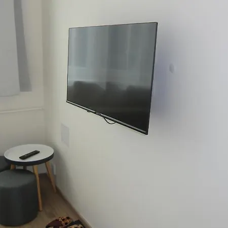 Appartement Hu à Prague Extérieur photo